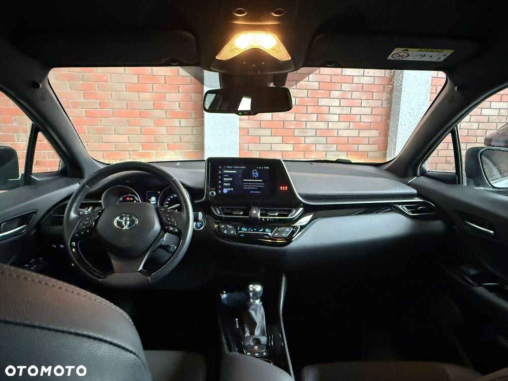 Toyota C-HR - 14