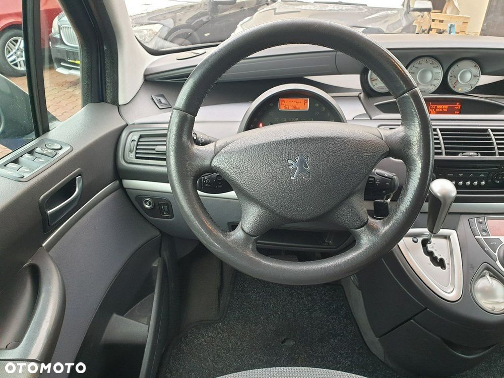 Peugeot 807 140 Automatik Premium - 14