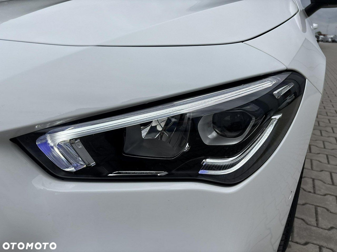 Mercedes-Benz CLA - 9