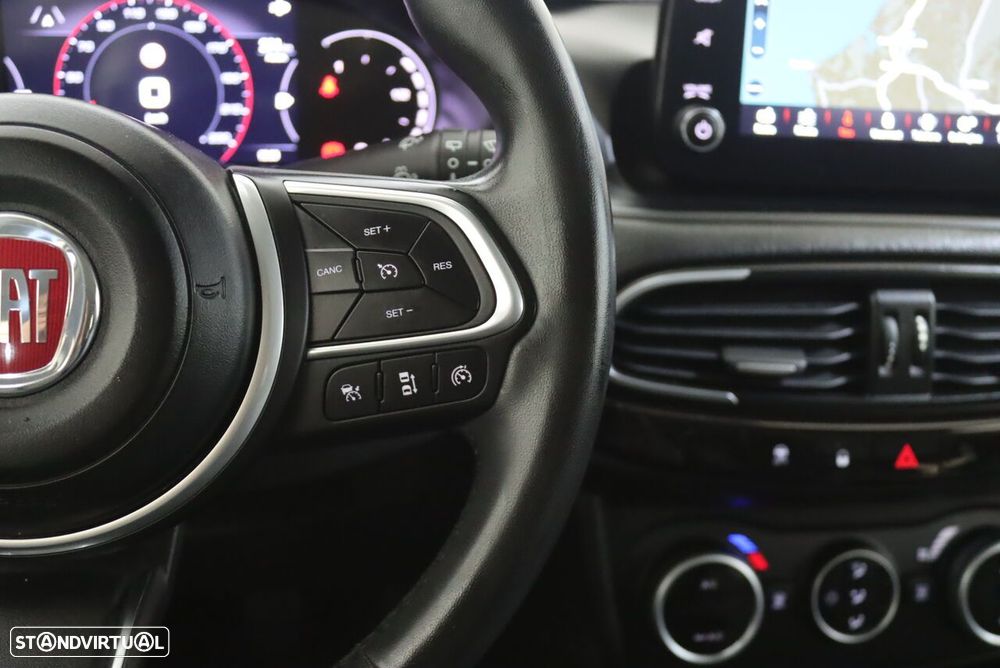 Fiat Tipo Cross 1.3 Multijet - 13