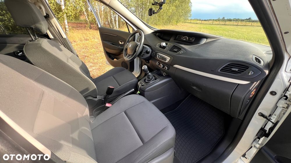 Renault Scenic 1.5 dCi Expression - 10