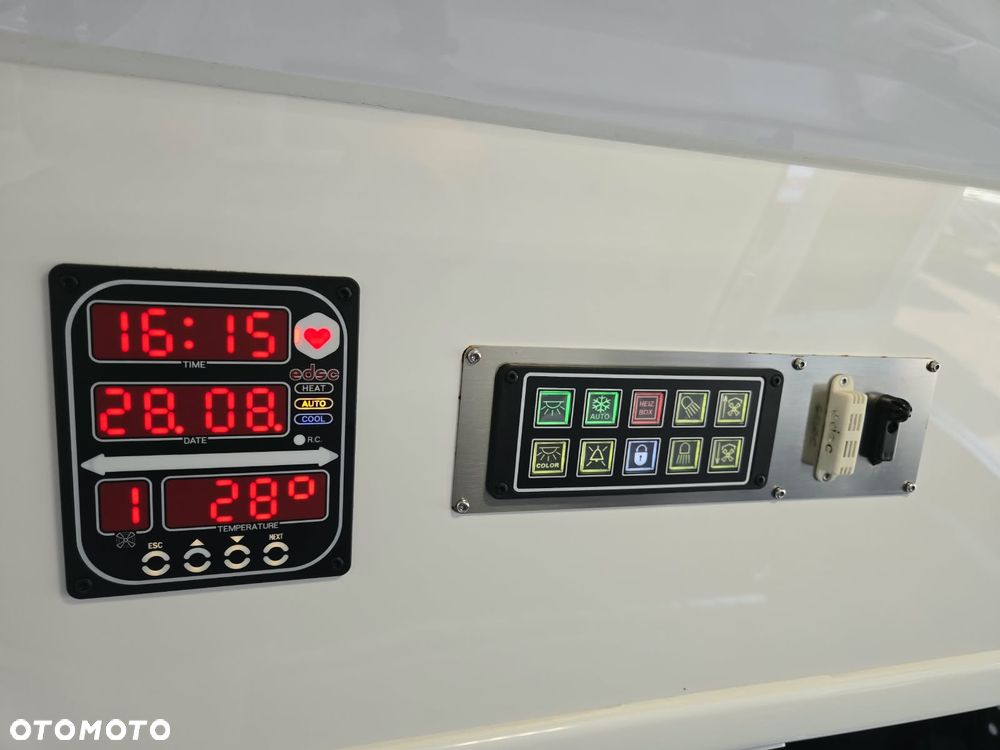 Renault Master Ambulans karetka gwarancja - 14