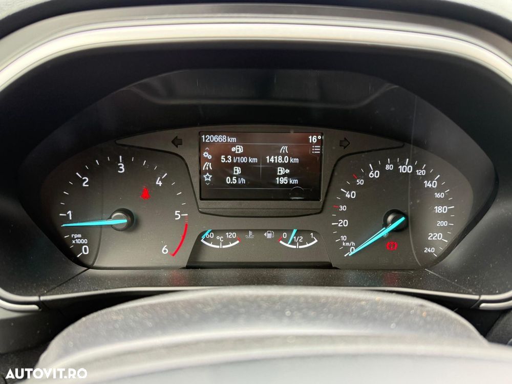 Ford Focus 1.5 EcoBlue Titanium - 10