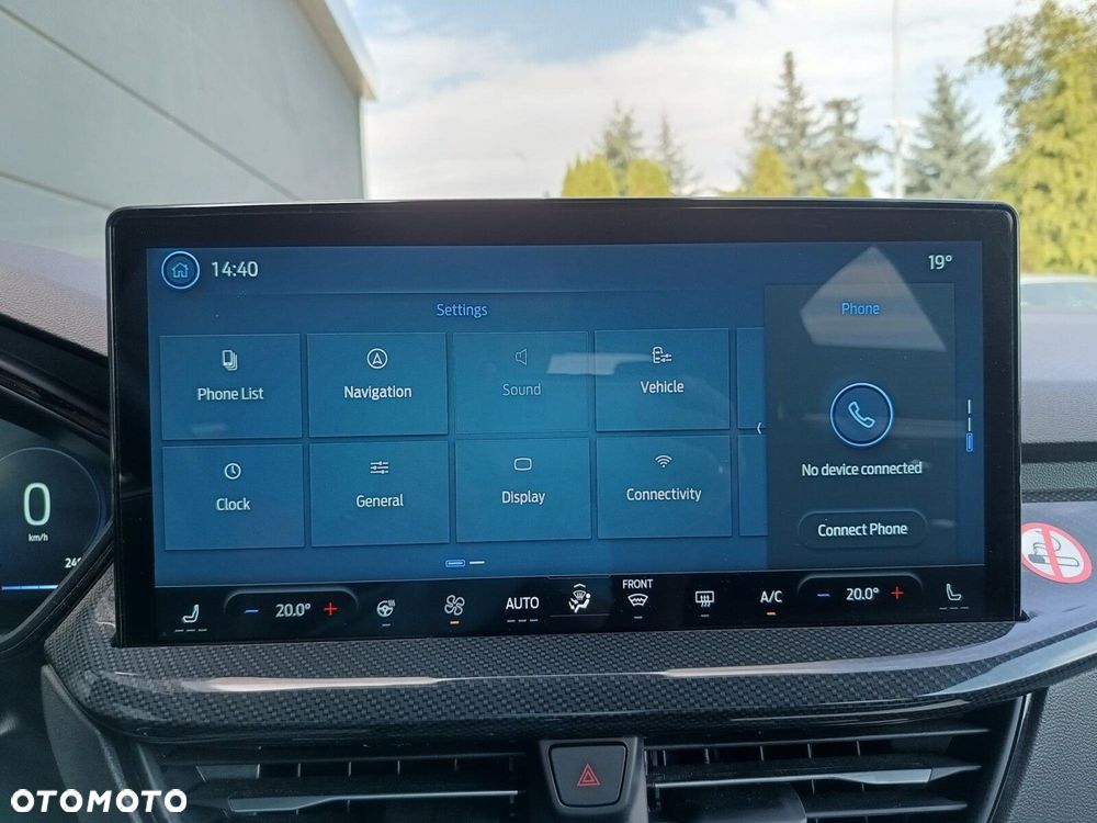 Ford Focus 1.0 EcoBoost ST-Line X - 26