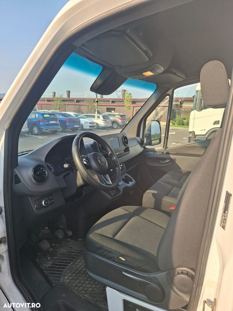 Mercedes-Benz SPRINTER - 6