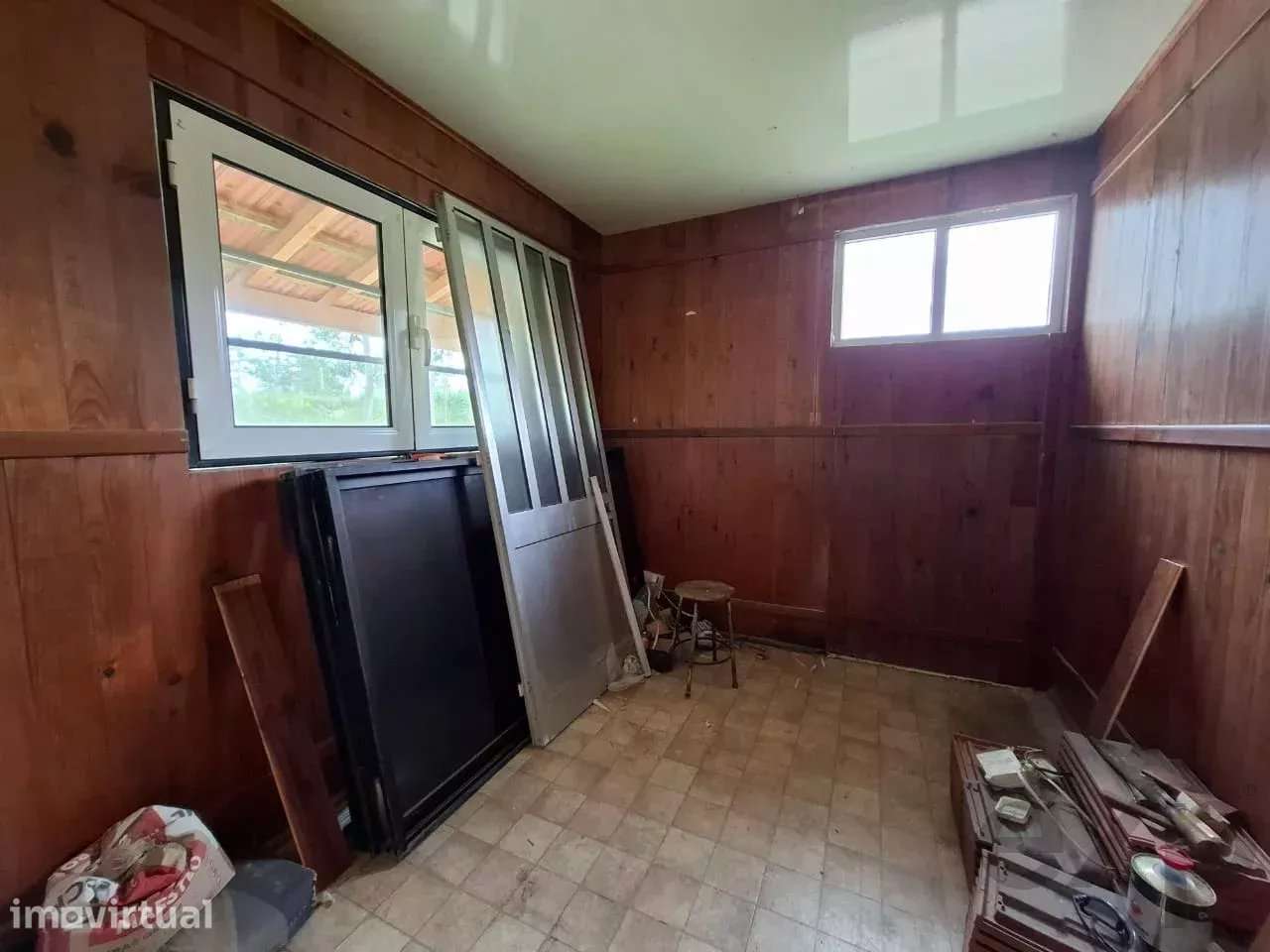 Terreno de 4.000 m² com Bangalô e Anexo – A 900m da Praia - Grande imagem: 5/12