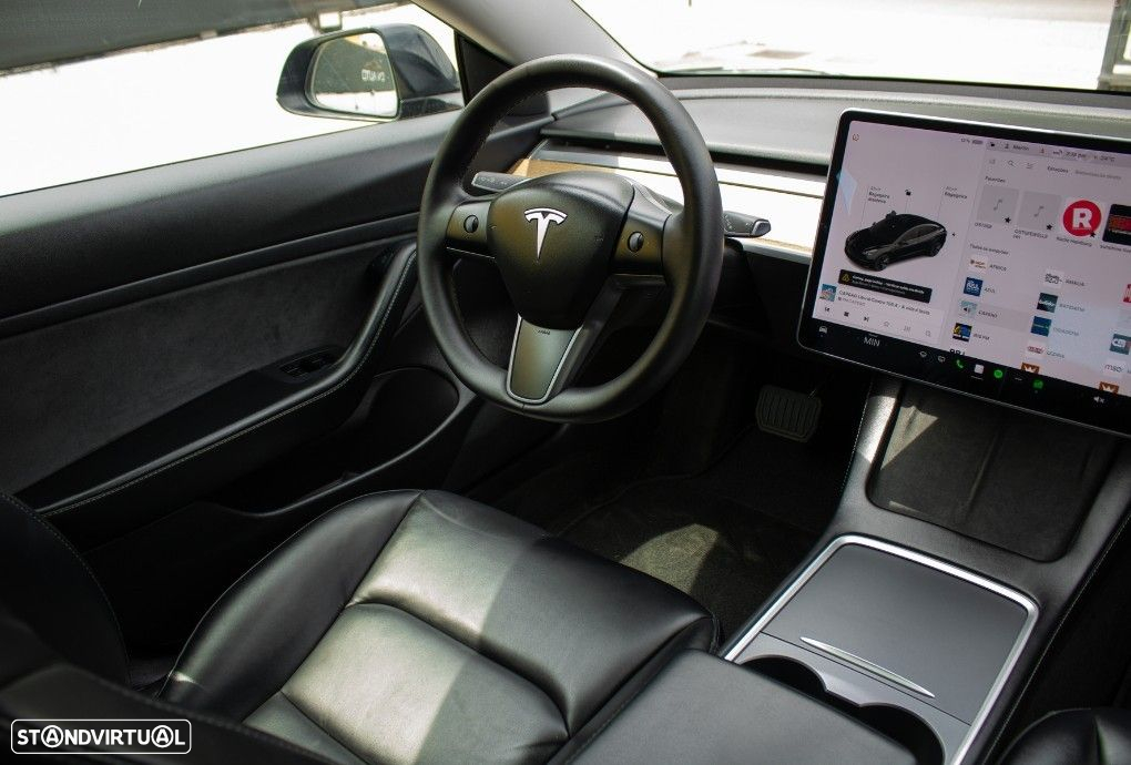 Tesla Model 3 Standard Range Plus RWD - 4