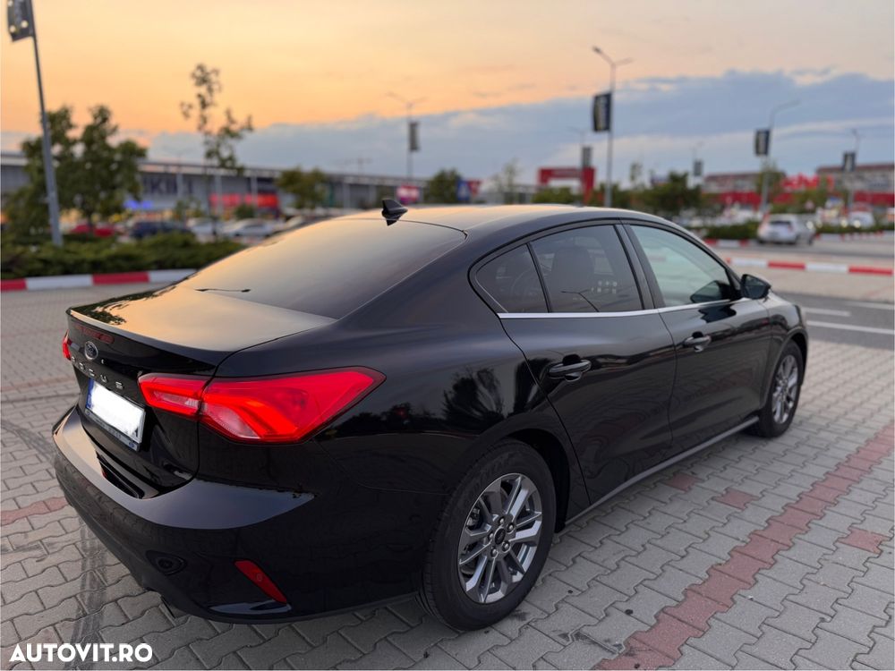 Ford Focus 1.5 EcoBlue 8AT Active - 20