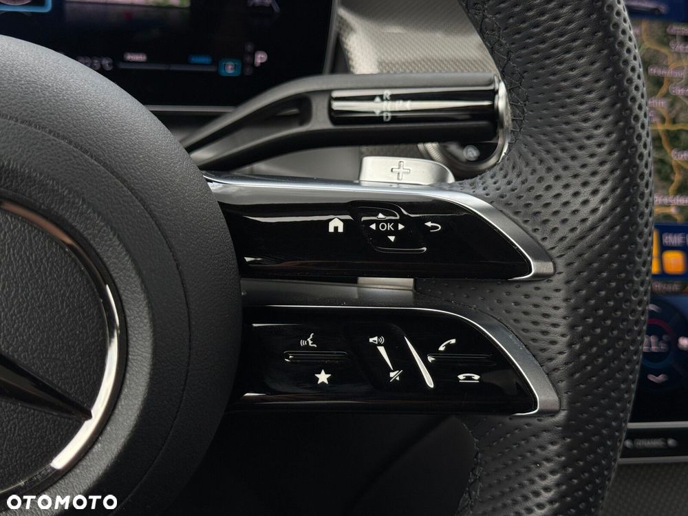 Mercedes-Benz GLC - 22