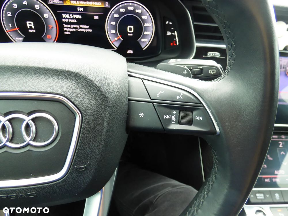 Audi Q7 - 12