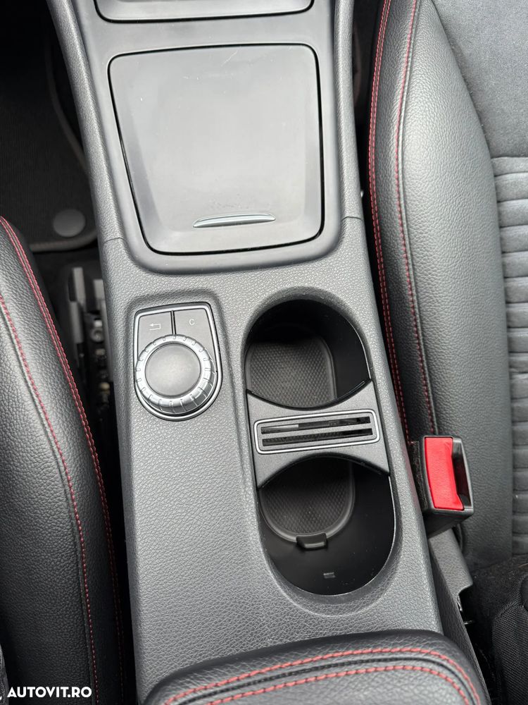 Mercedes-Benz GLA 220 CDI 4Matic 7G-DCT AMG Line - 34