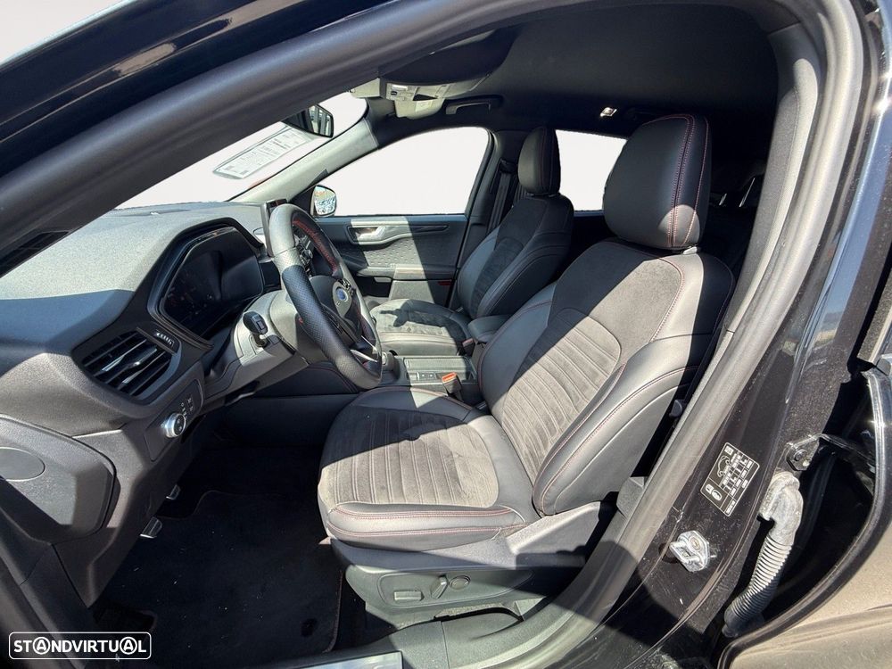 Ford Kuga 2.0 TDCi ST-Line - 9