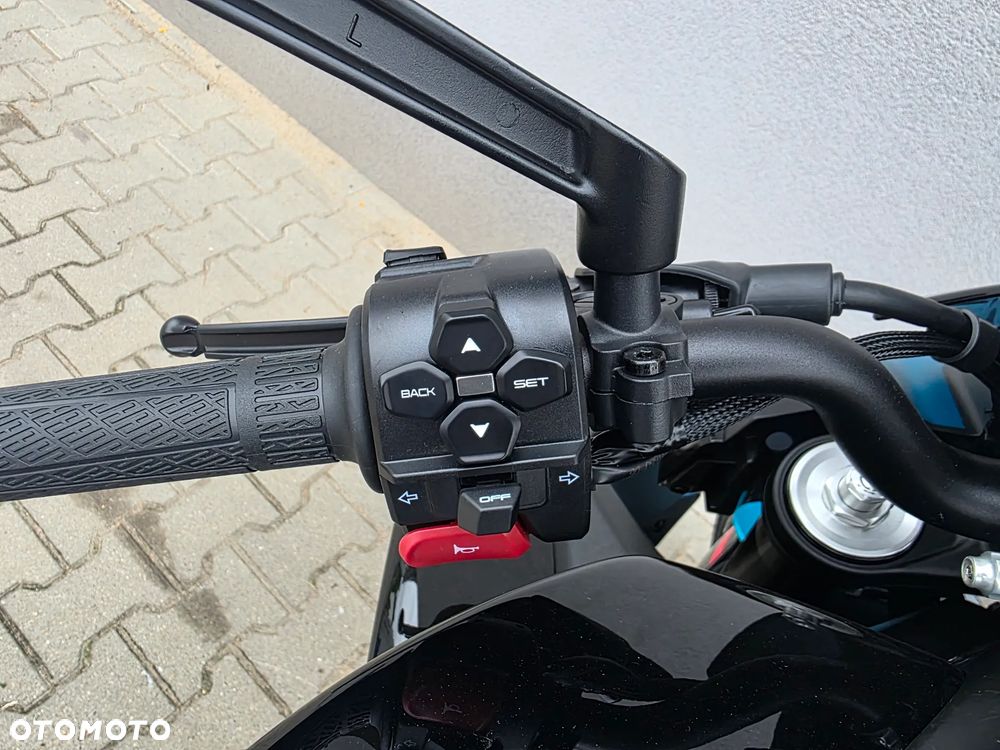 CFMoto 675NK - 20