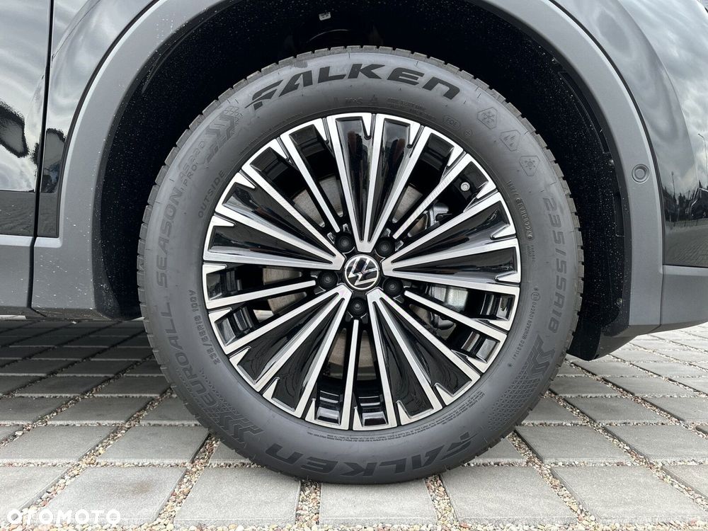 Volkswagen Tiguan - 19
