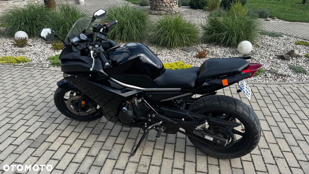 Yamaha FZ6 - 3
