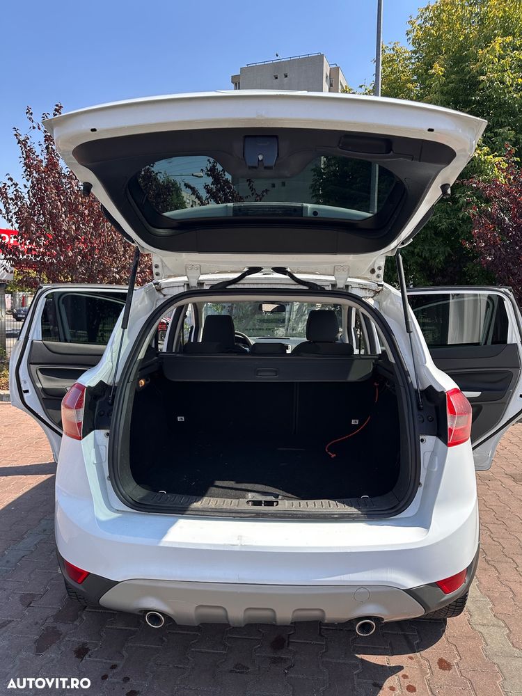 Ford Kuga 2.0 TDCi 4WD Titanium - 27