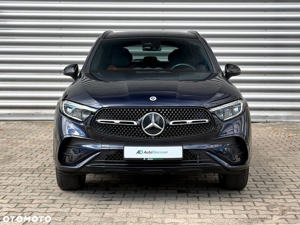 Mercedes-Benz GLC 300 4Matic 9G-TRONIC AMG Line Advanced - 8