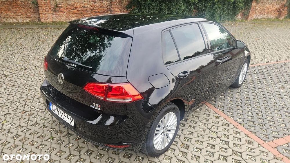 Volkswagen Golf 1.4 TSI BlueMotion Technology Cup - 27