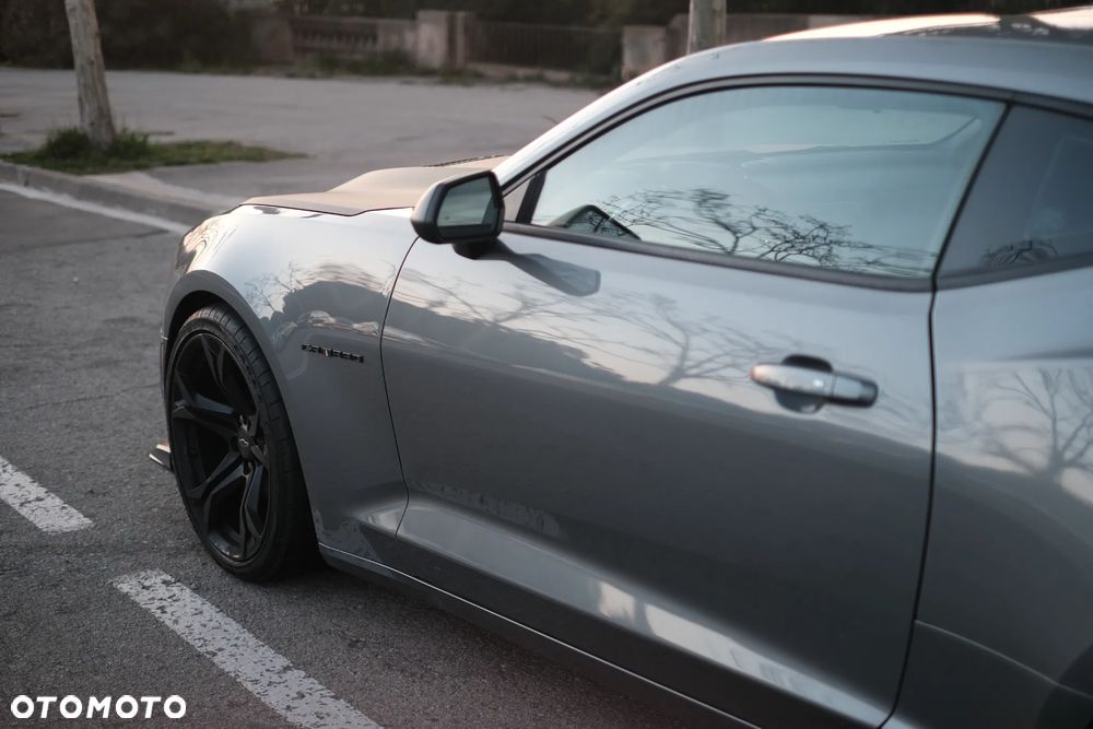 Chevrolet Camaro - 27