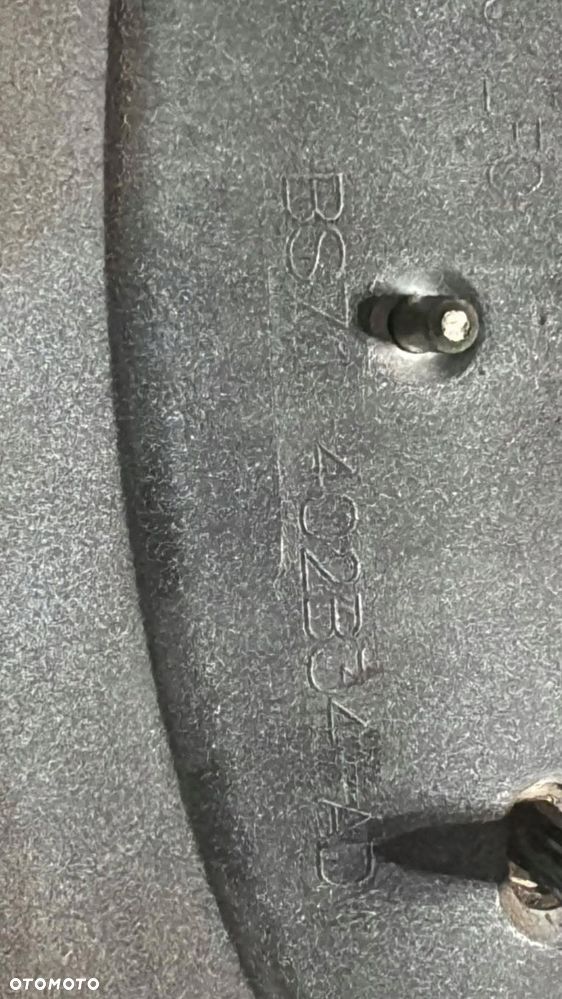 blenda tylnej klapy ford mondeo mk4 hb lift kolor f6 - 5