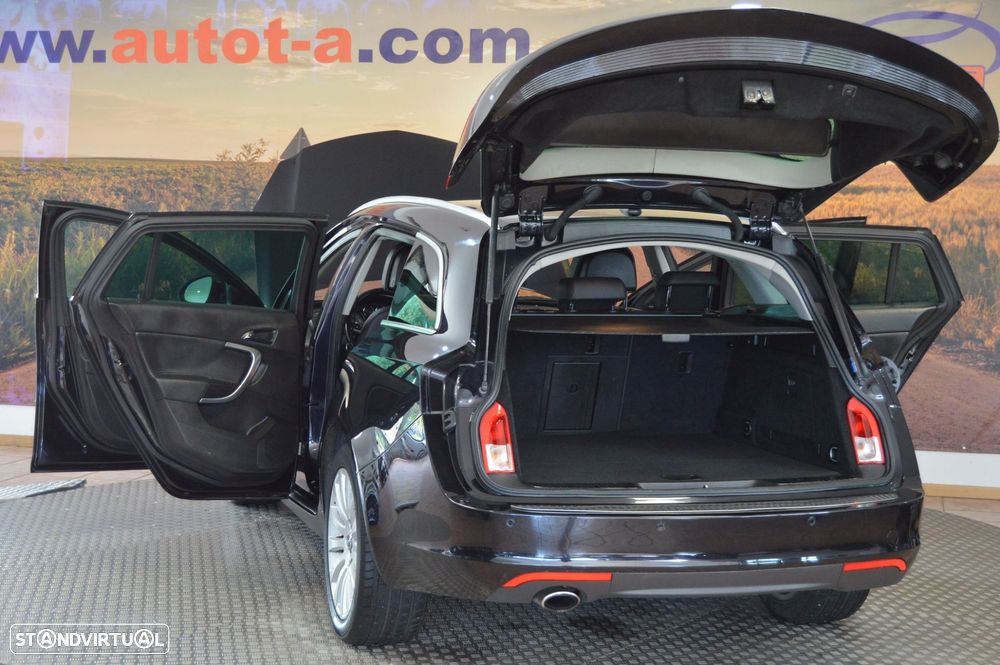 Opel Insignia Sports Tourer 2.0 CDTi Cosmo - 12