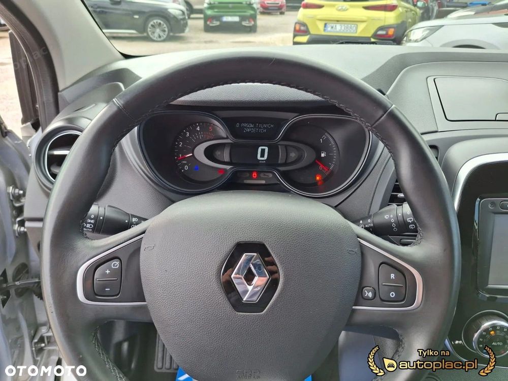 Renault Captur - 24