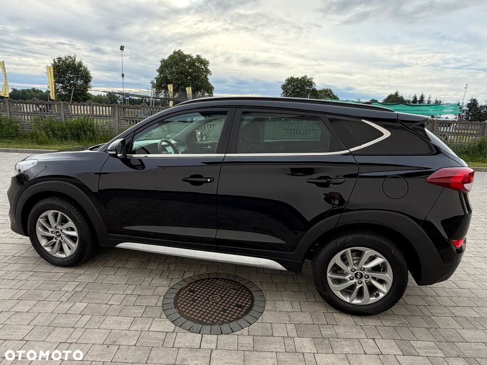 Hyundai Tucson 1.6 GDI BlueDrive Design 2WD - 25