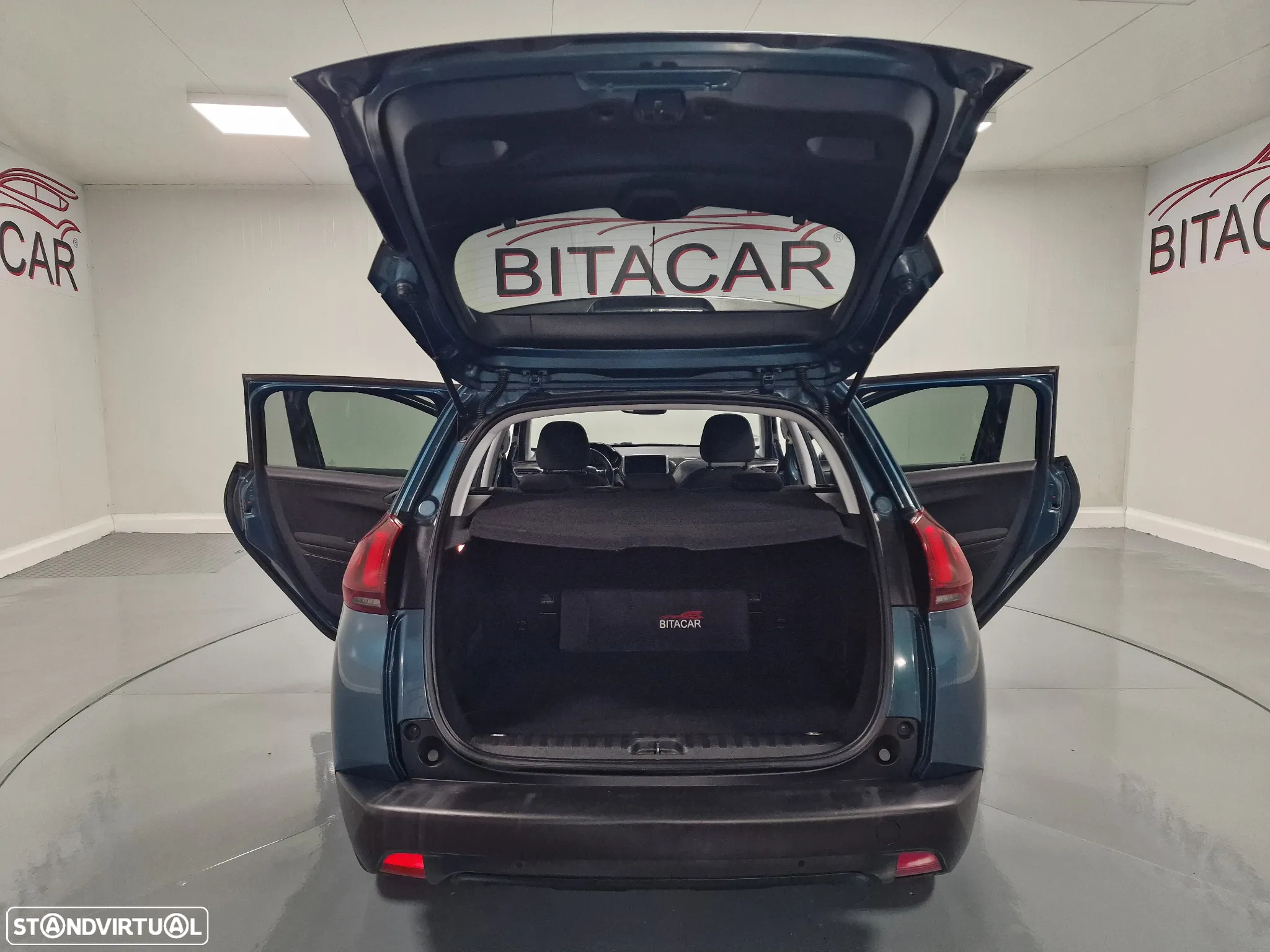 Peugeot 2008 1.2 PureTech Style - 26