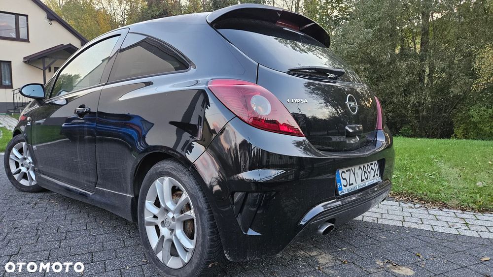 Opel Corsa 1.4 16V Cosmo - 1
