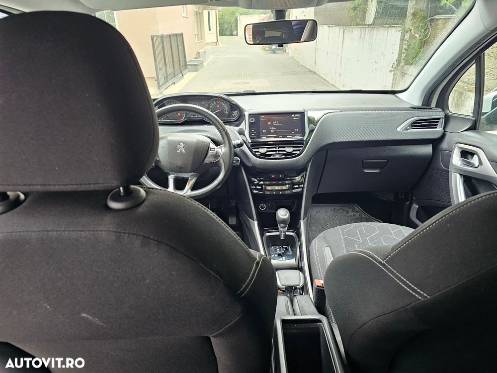 Peugeot 2008 - 16