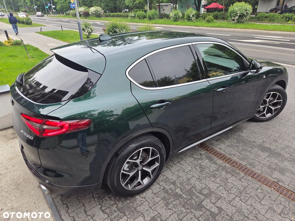 Alfa Romeo Stelvio 2.0 Turbo TI Q4 - 9