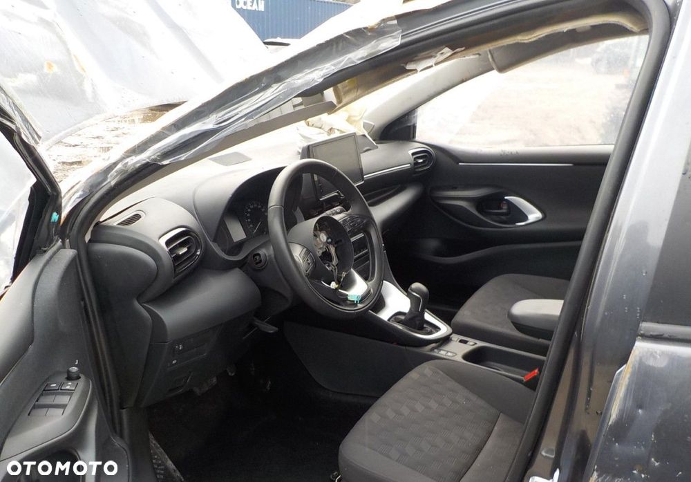 Toyota Yaris - 23