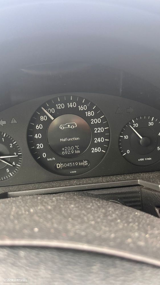 Mercedes-Benz E 270 - 9