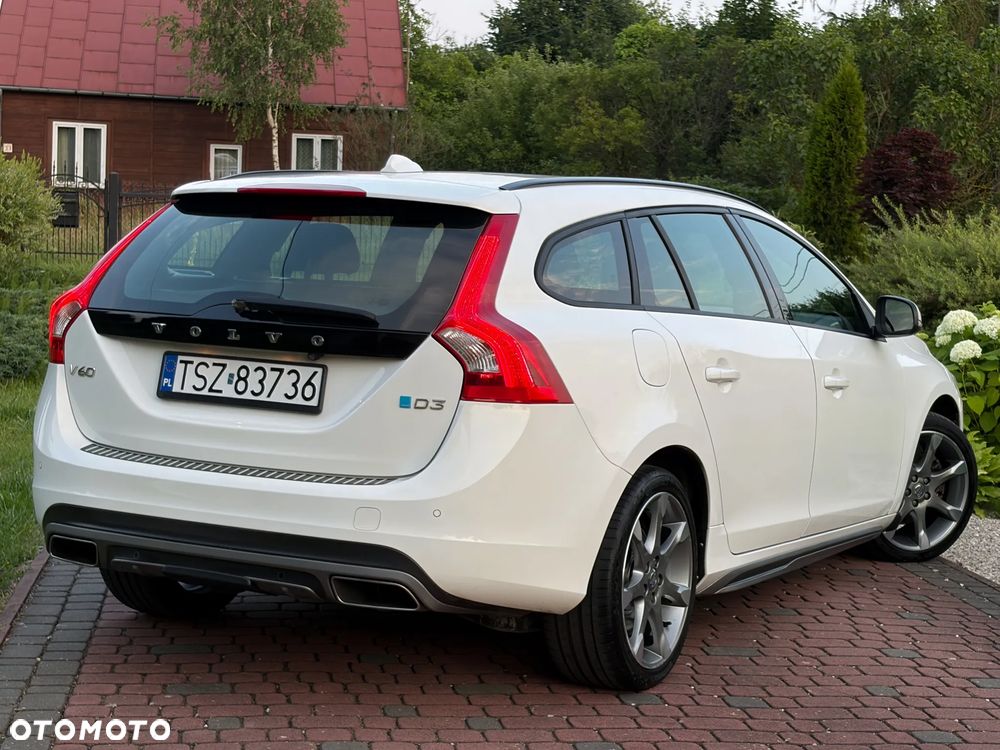 Volvo V60 D3 Momentum - 15
