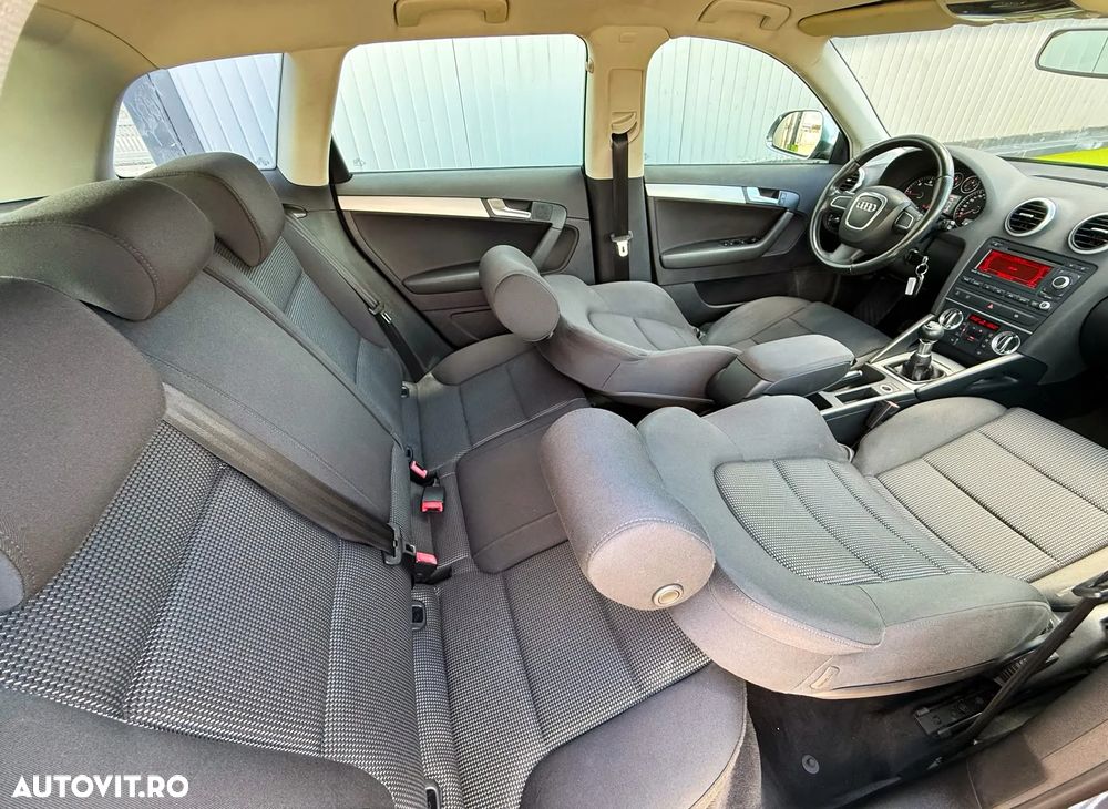 Audi A3 Sportback 2.0 TDI Attraction - 25
