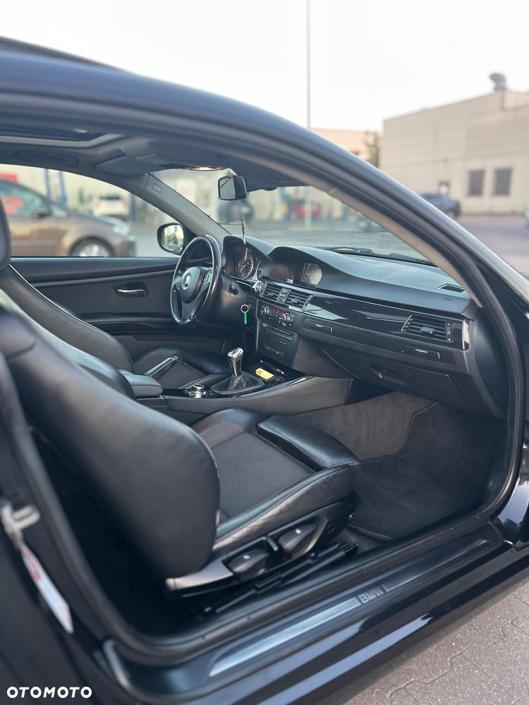BMW Seria 3 320d - 8