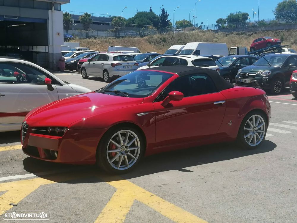 Alfa Romeo Spider 2.4 JTDM - 12