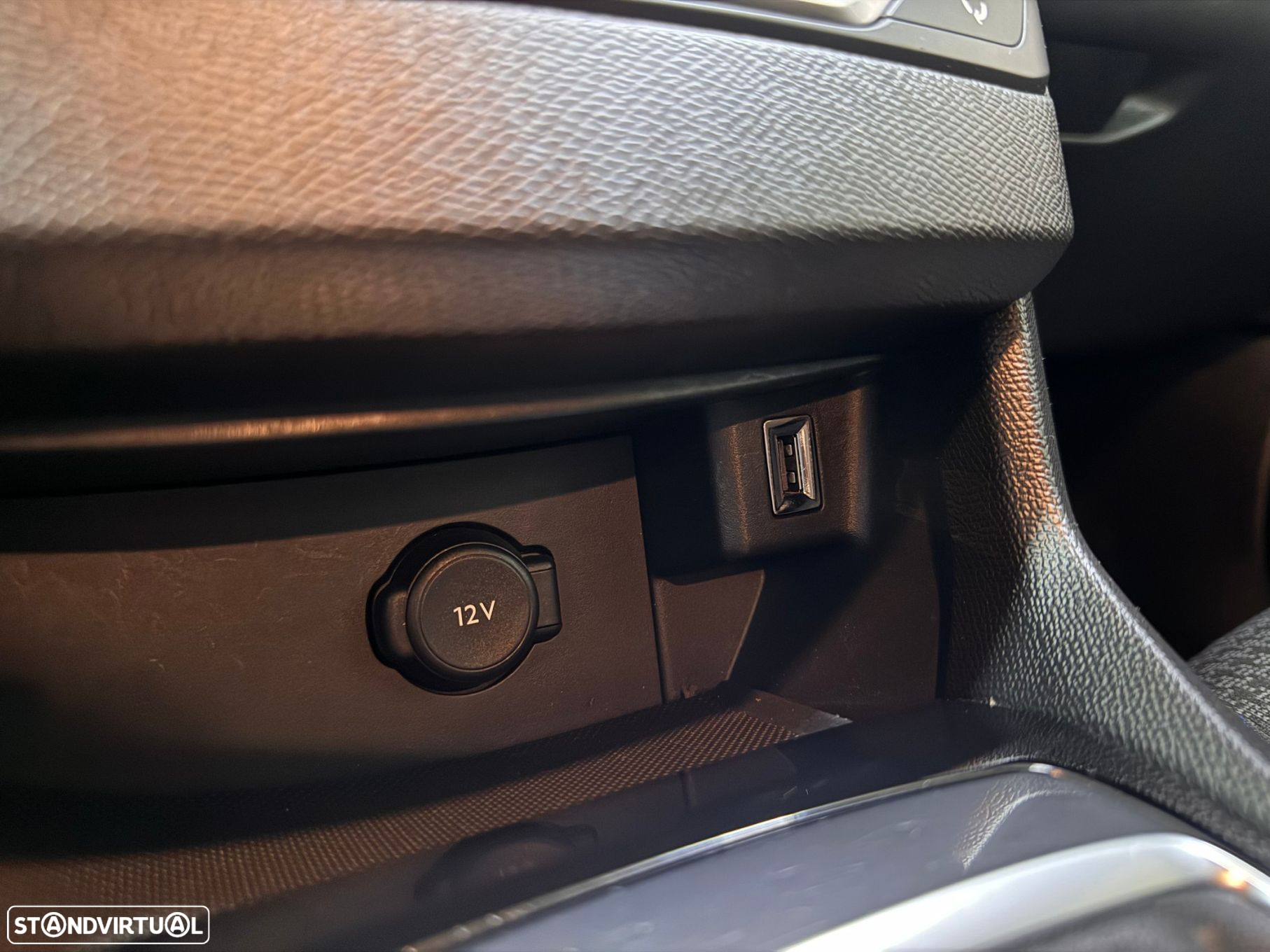 Peugeot 308 1.5 BlueHDi Style - 29