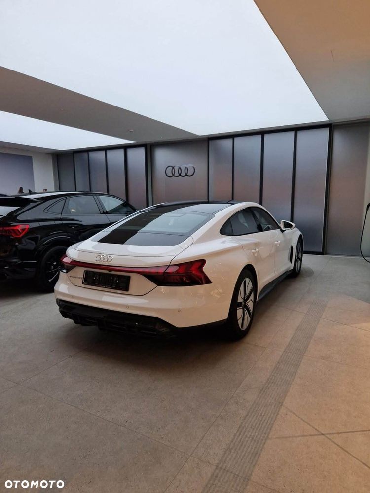 Audi e-tron GT 60 93kWh Quattro - 2