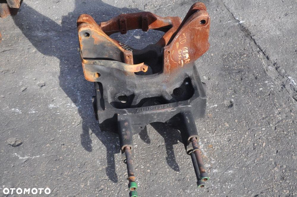 WSPORNIK RAMA SUPORT JOHN DEERE L213733 / L213734 - 1