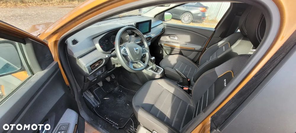 Dacia Sandero Stepway - 11