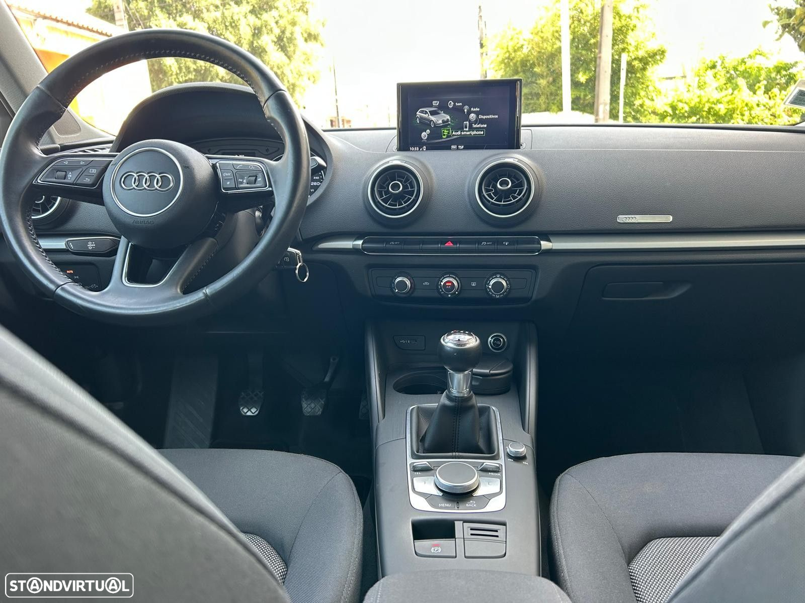 Audi A3 Sportback 1.6 TDI Attraction Ultra - 25