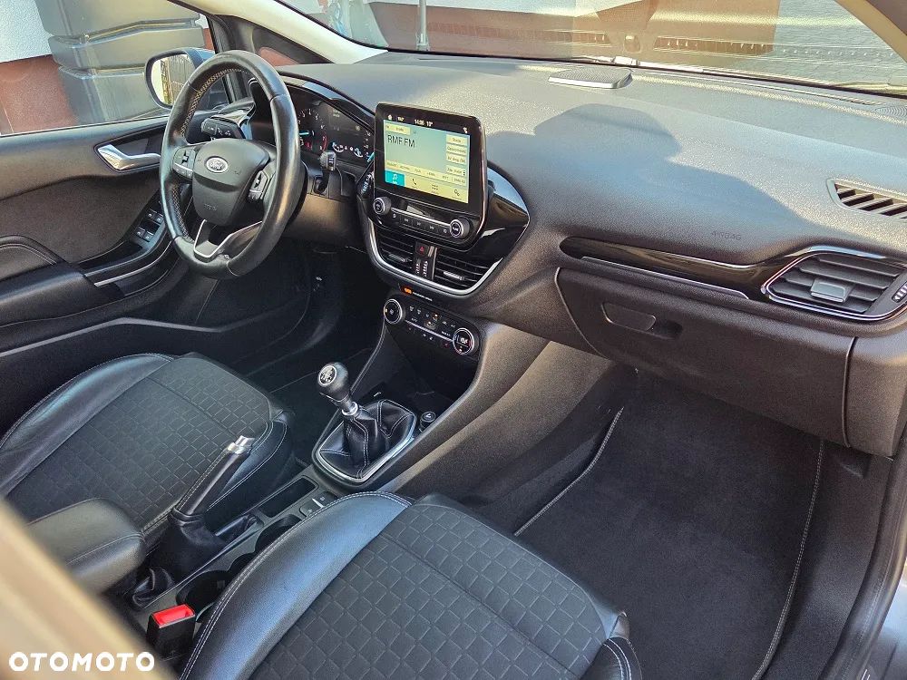 Ford Fiesta 1.0 EcoBoost S&S TITANIUM - 8