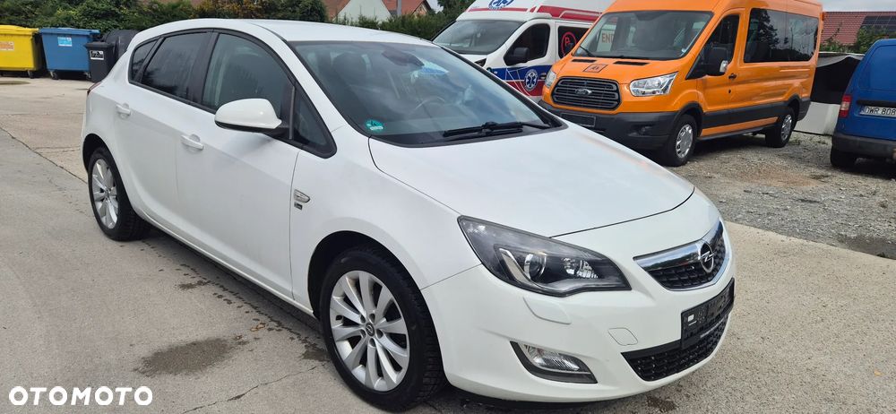 Opel Astra - 2