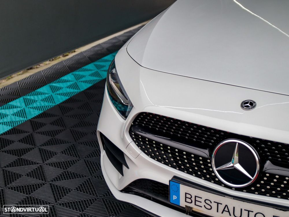 Mercedes-Benz A 250 e 8G-DCT AMG Line - 16