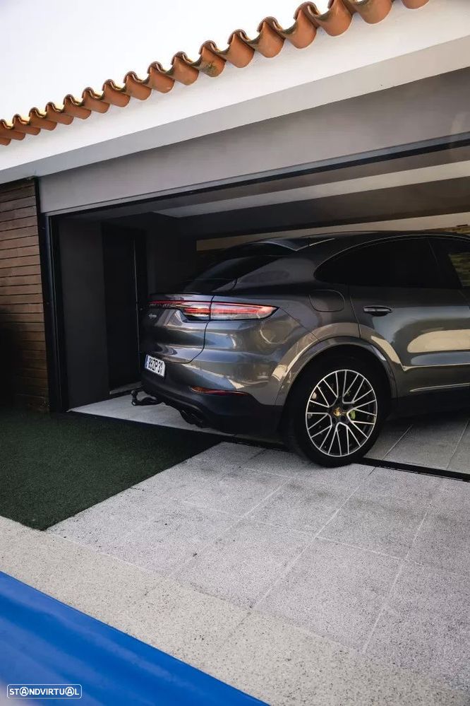 Porsche Cayenne Coupé E-Hybrid Platinum Edition - 16
