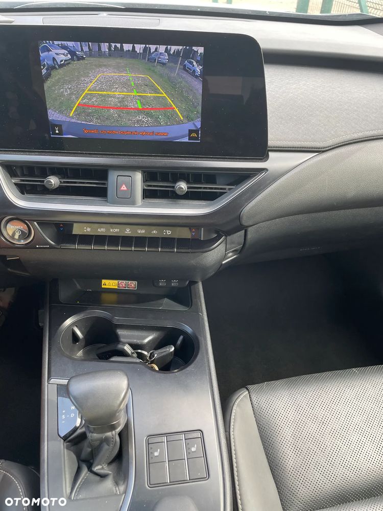 Lexus UX 250h (E-FOUR) Executive Line - 5