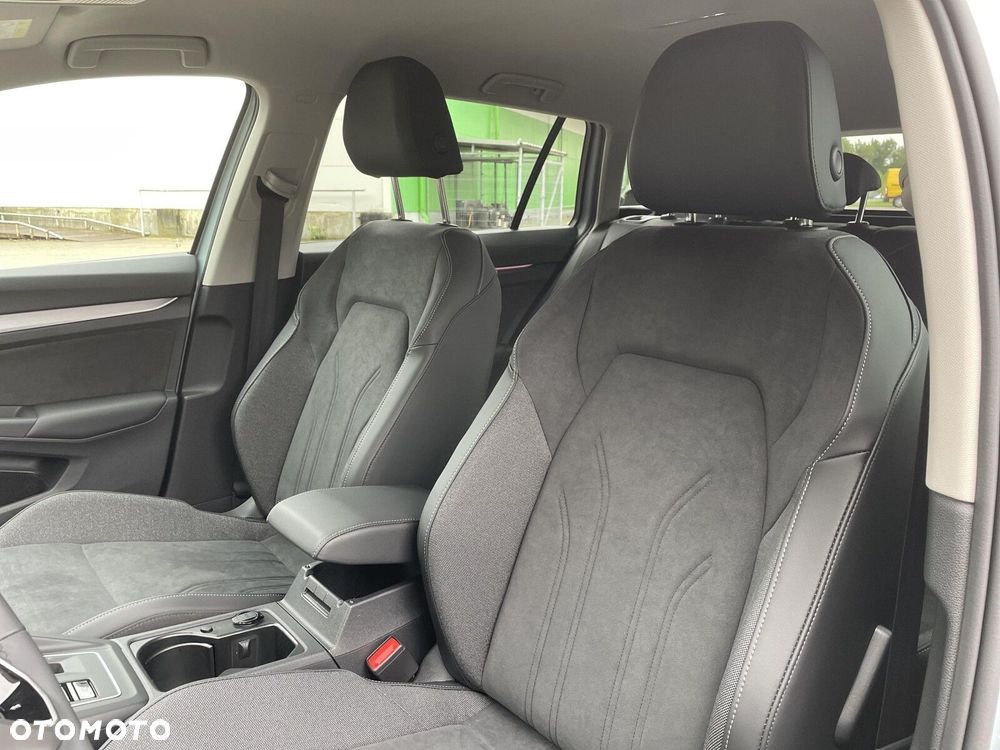 Volkswagen Golf - 9