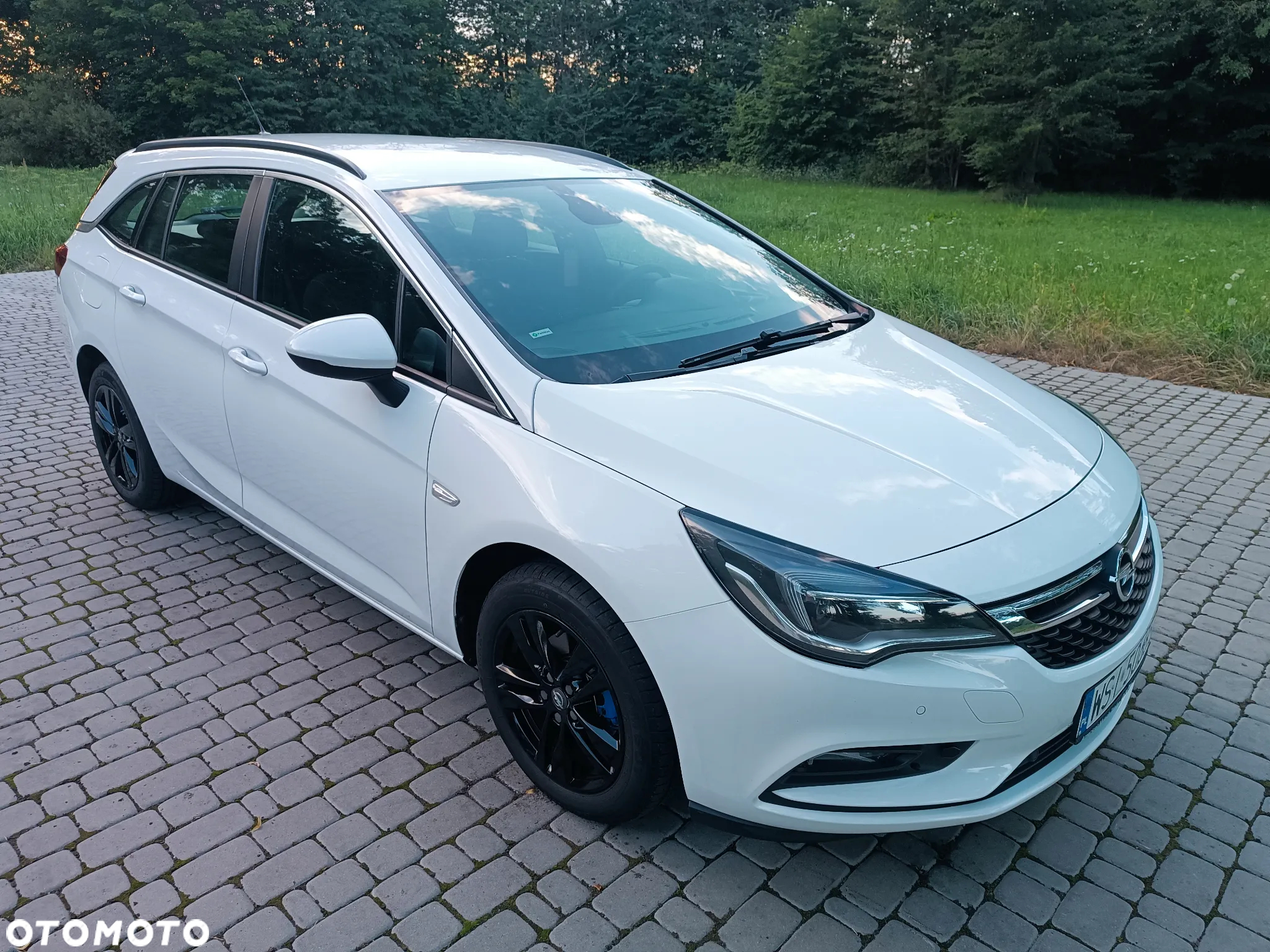 Opel Astra 1.4 Turbo Sports Tourer Dynamic - 11