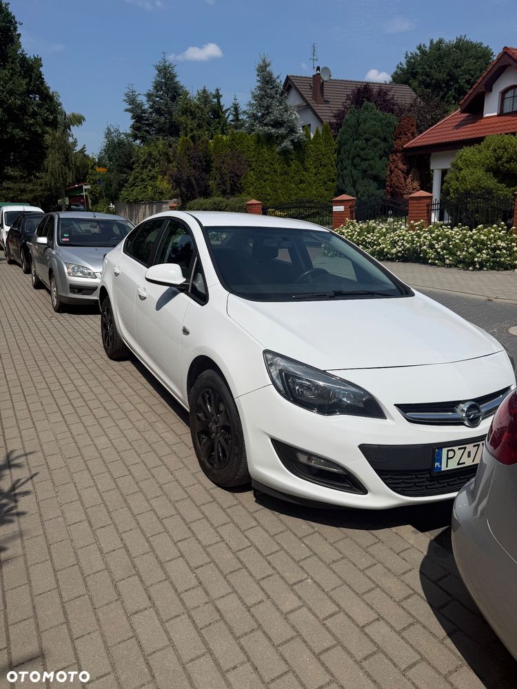 Opel Astra 1.6 Energy EU6 - 1